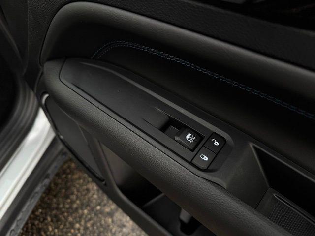 new 2026 Jeep Compass car, priced at $36,995