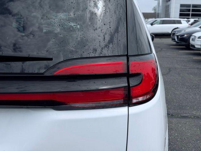 used 2023 Chrysler Pacifica car, priced at $25,304