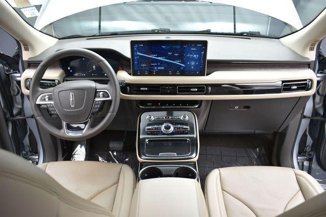 used 2022 Lincoln Nautilus car, priced at $34,484