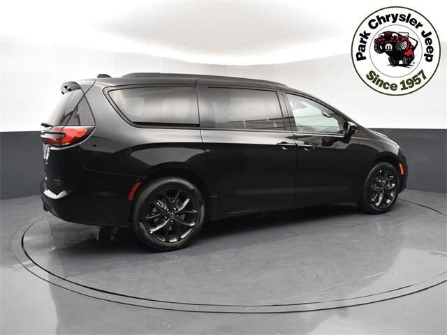 new 2026 Chrysler Pacifica car, priced at $54,405