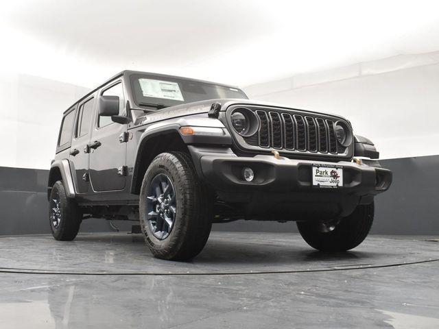 new 2026 Jeep Wrangler car, priced at $46,285