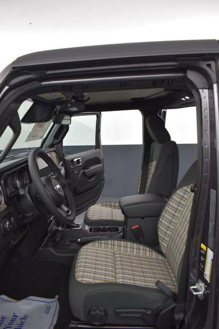new 2026 Jeep Wrangler car, priced at $46,285
