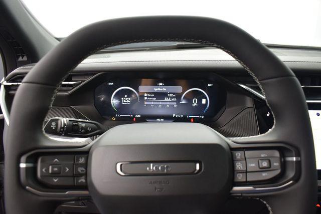 new 2026 Jeep Cherokee car, priced at $42,090