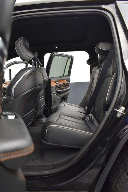 used 2024 Jeep Grand Cherokee car, priced at $50,574