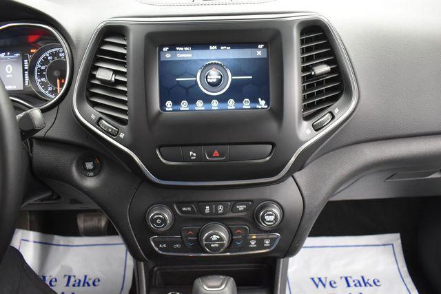 used 2019 Jeep Cherokee car, priced at $13,837