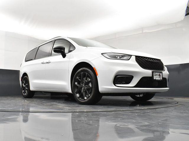 new 2026 Chrysler Pacifica car, priced at $50,565