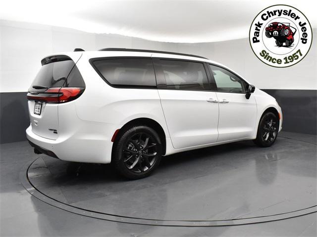 new 2026 Chrysler Pacifica car, priced at $51,065
