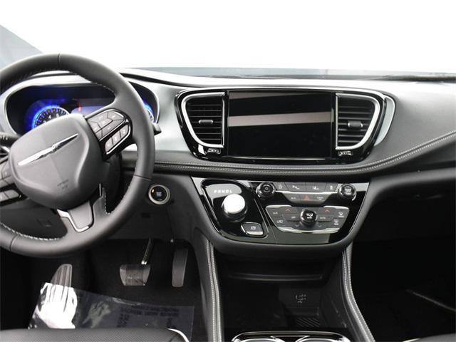 new 2026 Chrysler Pacifica car, priced at $51,065