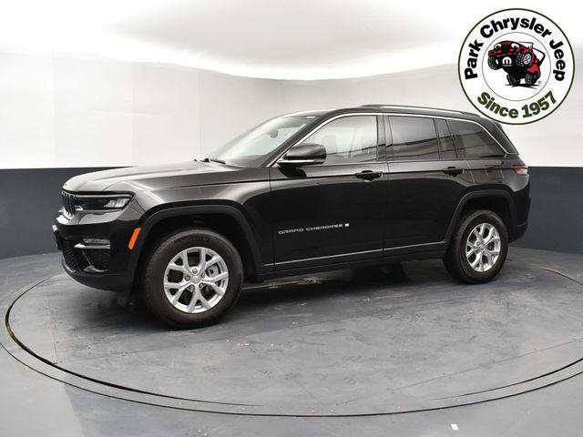 used 2023 Jeep Grand Cherokee car, priced at $33,928