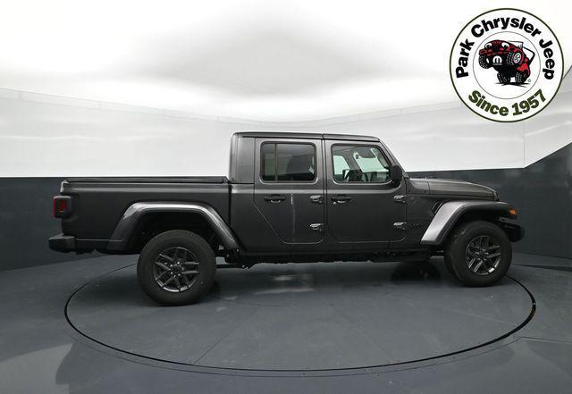 new 2026 Jeep Gladiator car, priced at $48,500