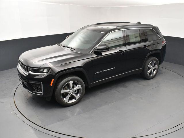 new 2026 Jeep Grand Cherokee car, priced at $43,505