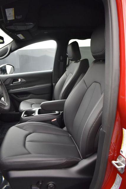 new 2026 Chrysler Pacifica car, priced at $41,875