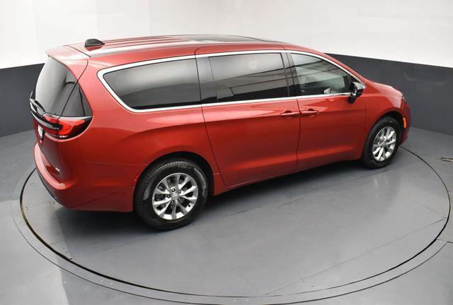 new 2026 Chrysler Pacifica car, priced at $41,875