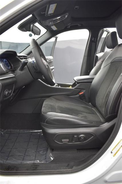 used 2023 Jeep Grand Cherokee car, priced at $32,928