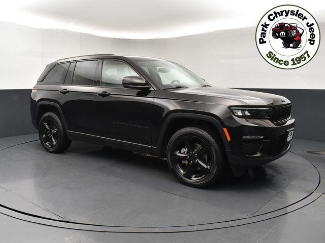 used 2023 Jeep Grand Cherokee car, priced at $31,968