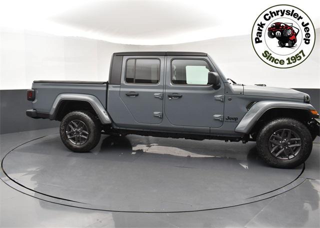 new 2025 Jeep Gladiator car, priced at $50,385