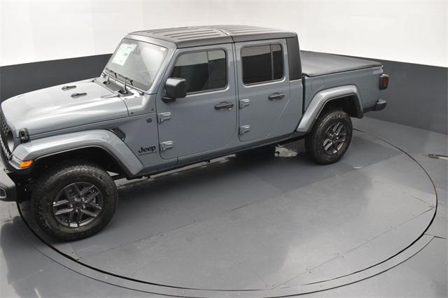 new 2025 Jeep Gladiator car, priced at $50,885