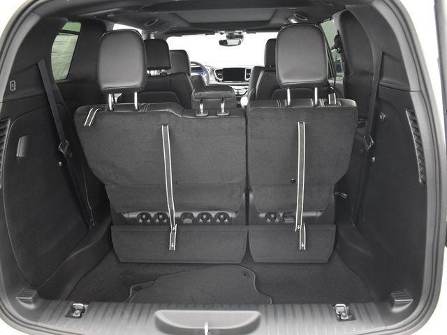 new 2026 Chrysler Pacifica car, priced at $45,955