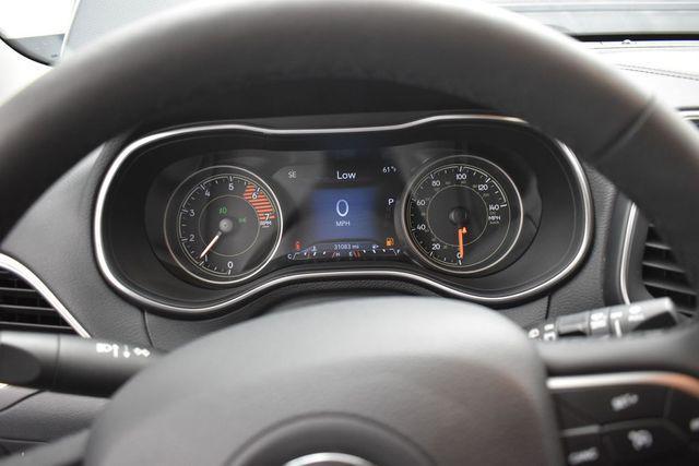 used 2022 Jeep Cherokee car, priced at $25,383