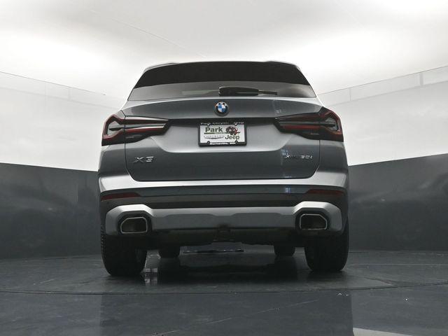 BMW X3 view 23