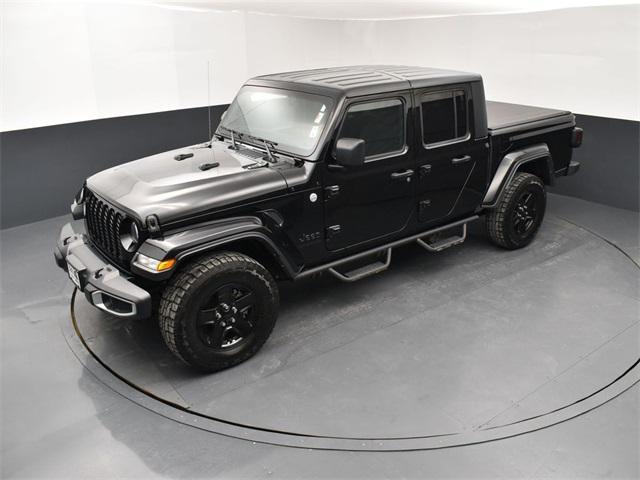 used 2021 Jeep Gladiator car, priced at $25,945