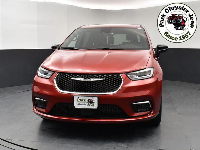 new 2026 Chrysler Pacifica car, priced at $41,480