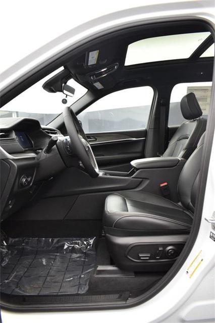 new 2026 Jeep Grand Cherokee L car, priced at $48,010