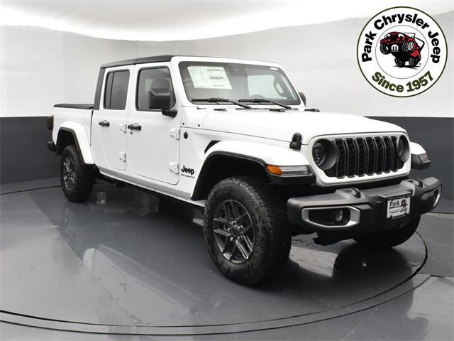 new 2025 Jeep Gladiator car, priced at $50,290