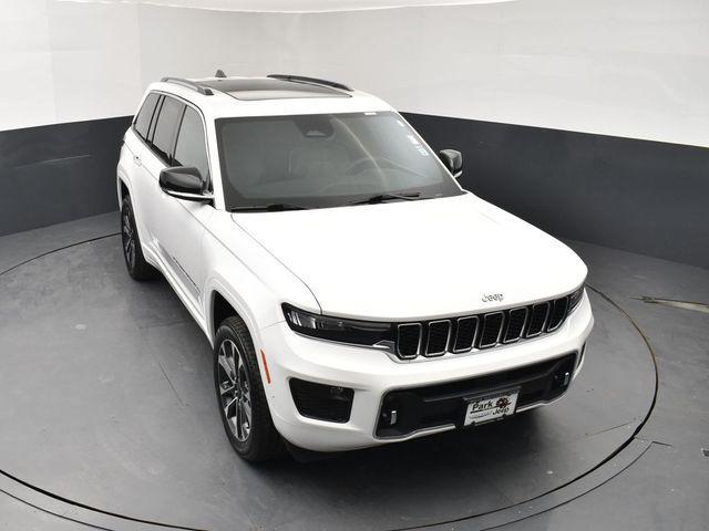 used 2023 Jeep Grand Cherokee car, priced at $35,883