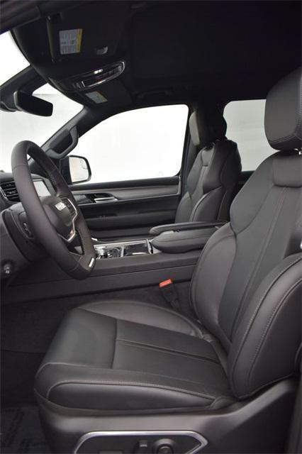 new 2026 Jeep Grand Wagoneer car, priced at $73,025