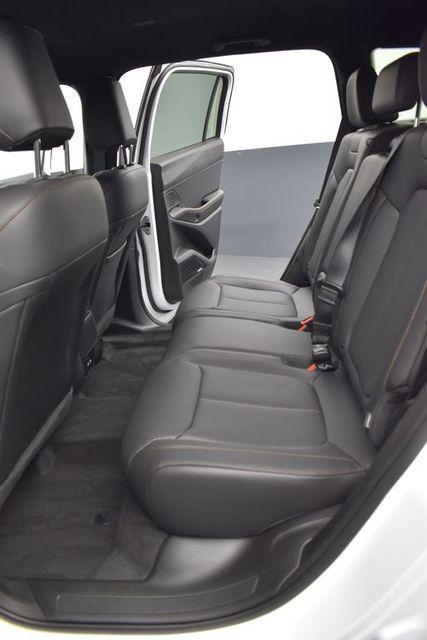 new 2026 Jeep Cherokee car, priced at $40,990