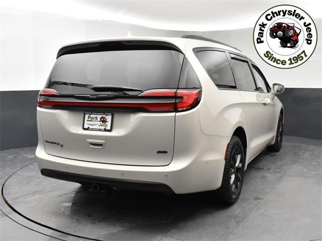 used 2021 Chrysler Pacifica car, priced at $26,622