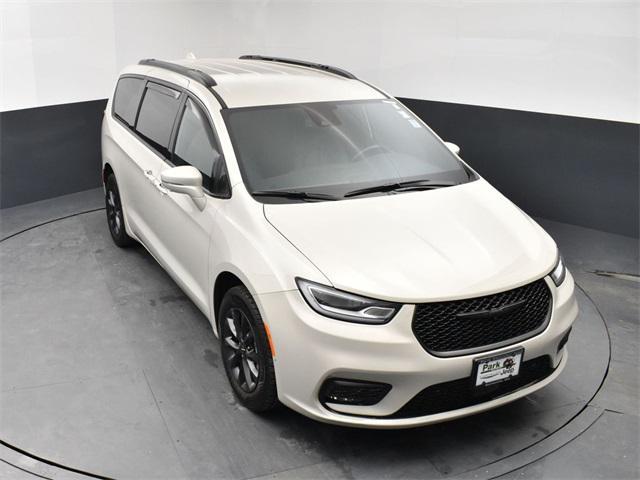 used 2021 Chrysler Pacifica car, priced at $26,622