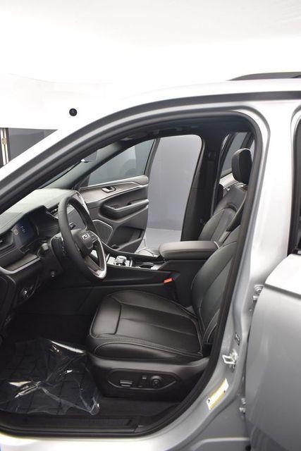 new 2026 Jeep Grand Cherokee car, priced at $49,380