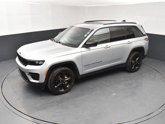 used 2023 Jeep Grand Cherokee car, priced at $32,954