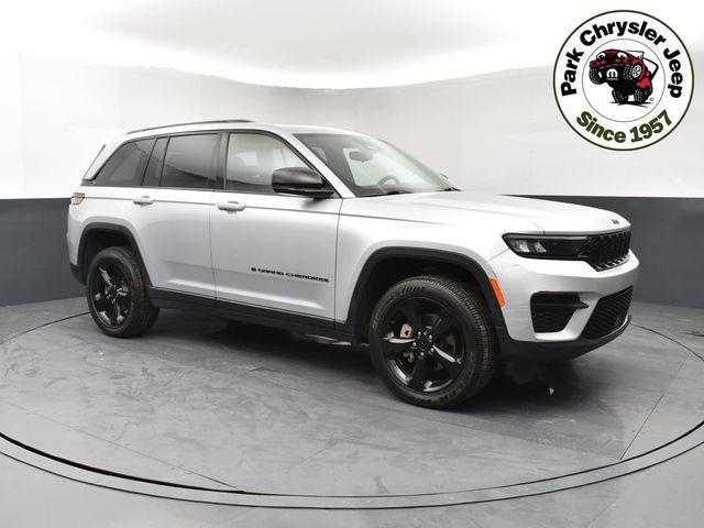 used 2023 Jeep Grand Cherokee car, priced at $32,954