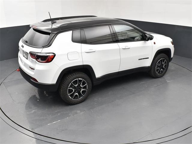 new 2026 Jeep Compass car, priced at $33,687