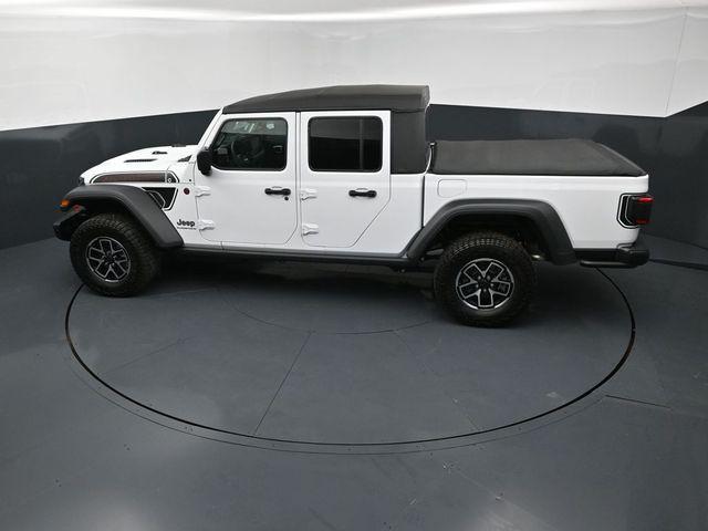 new 2026 Jeep Gladiator car, priced at $55,348