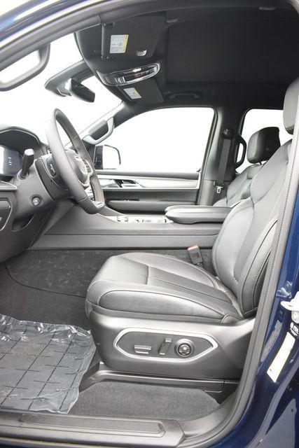 new 2026 Jeep Grand Wagoneer car, priced at $76,154