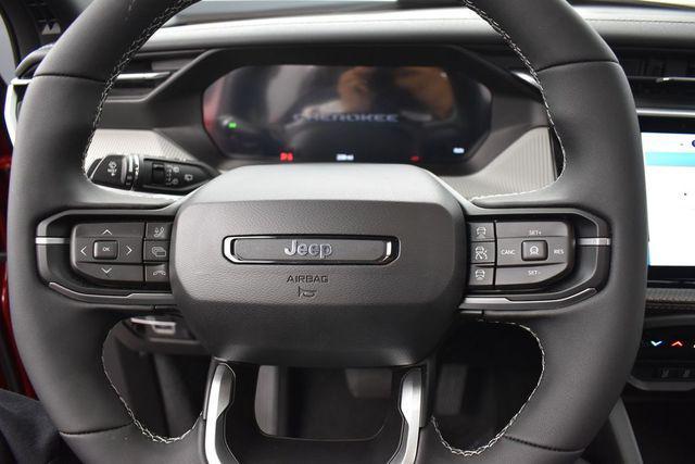 new 2026 Jeep Cherokee car, priced at $40,560