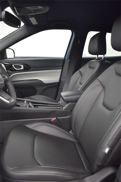 new 2026 Jeep Compass car, priced at $31,385