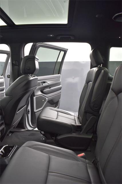 new 2026 Jeep Grand Wagoneer car, priced at $72,330