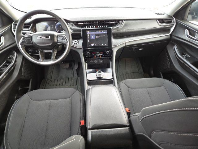 used 2024 Jeep Grand Cherokee car