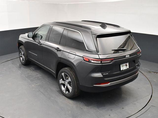 new 2026 Jeep Grand Cherokee car, priced at $42,360