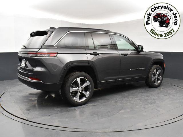 new 2026 Jeep Grand Cherokee car, priced at $42,360