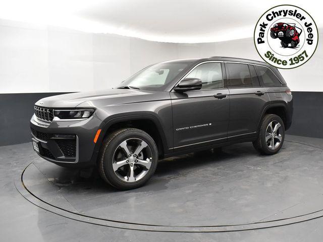 new 2026 Jeep Grand Cherokee car, priced at $42,360