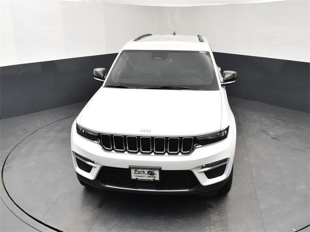new 2025 Jeep Grand Cherokee car, priced at $43,020