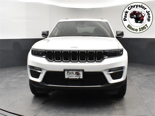 new 2025 Jeep Grand Cherokee car, priced at $43,020