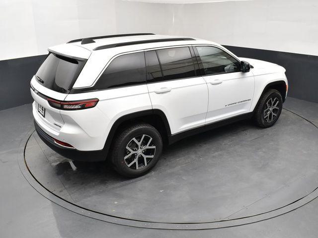 new 2025 Jeep Grand Cherokee car, priced at $39,960