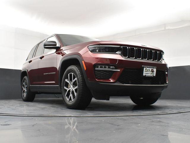 used 2023 Jeep Grand Cherokee car, priced at $29,744